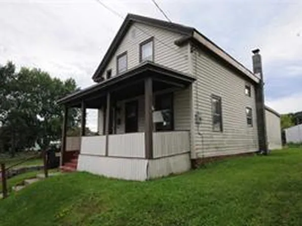 16 Oak St, Fort Edward, NY 12828
