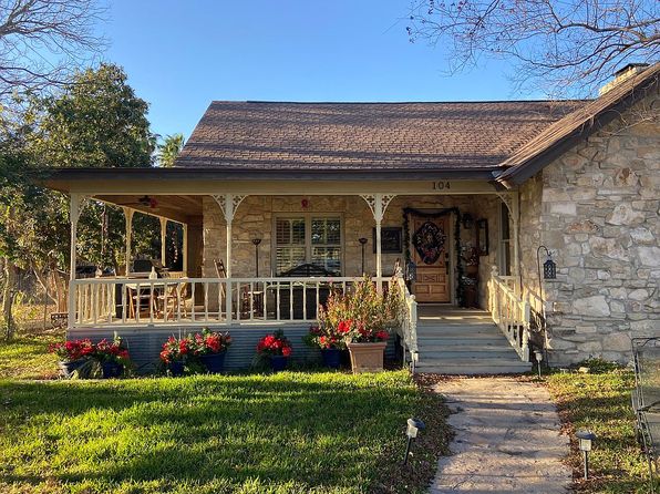 104 Crockett Rd #460