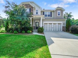 107 Rougemont Ln, Mooresville, NC 28115