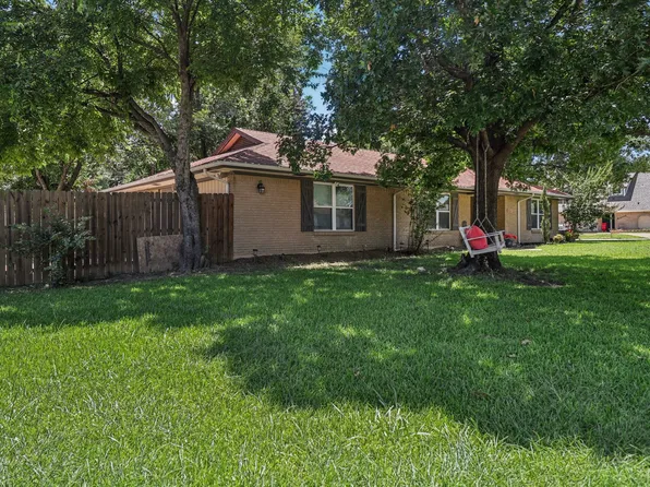 1213 W Tarrant Rd, Grand Prairie, TX 75050