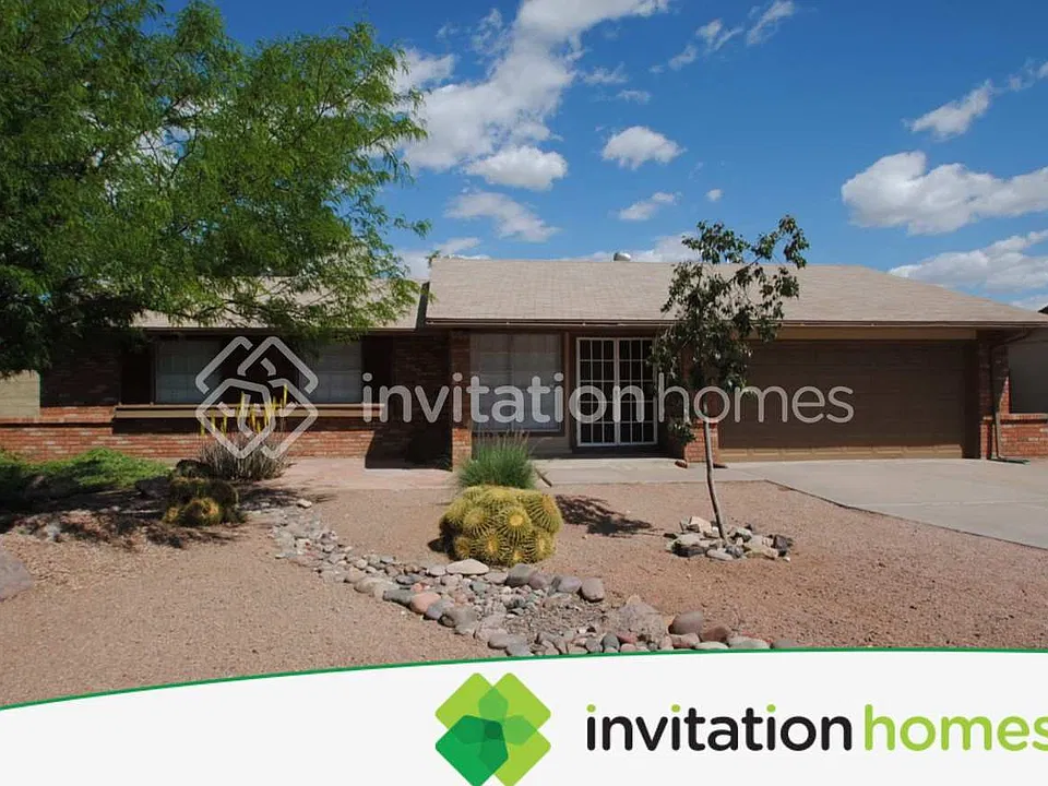 217 S 132nd St