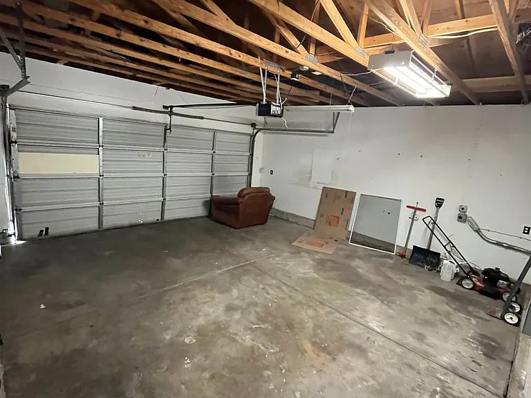 4470 W 109th Pl — Photo 22