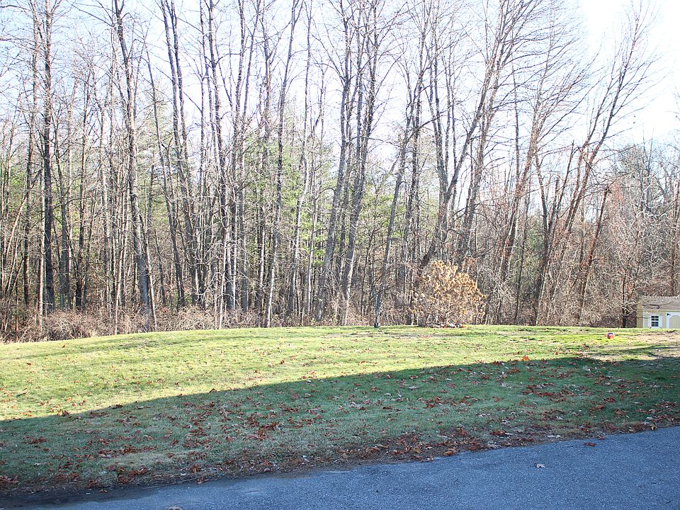 2nd image of 64 Naticook Rd