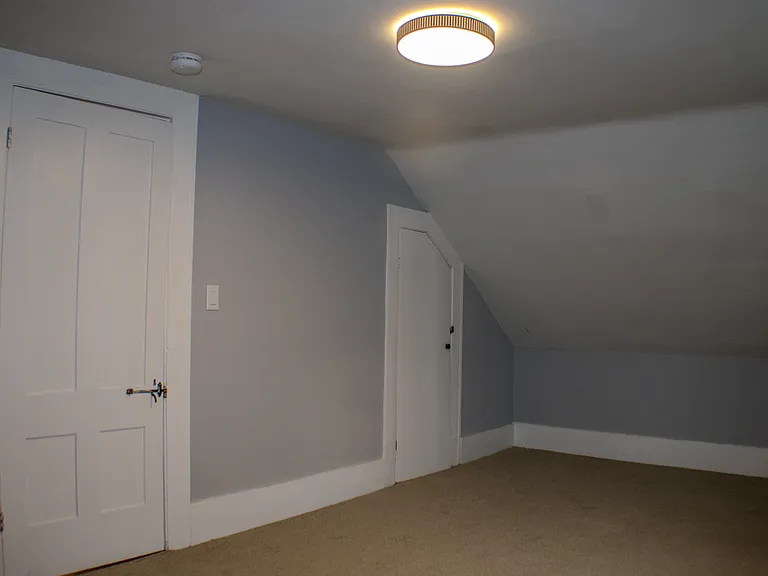 250 Ashburnham St — Photo 19