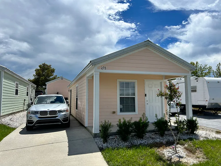 2727 Frontage Rd #37 — Photo 2