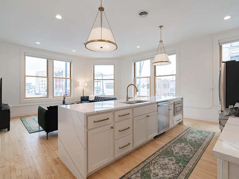 326 S Washington St #A — Photo 8