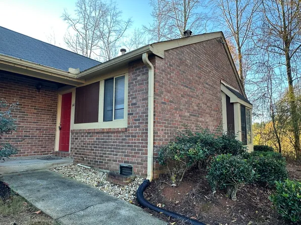 64 Country Place Ct, Alpharetta, GA 30005