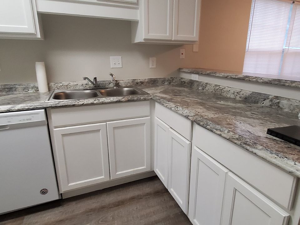 2nd image of 9704 Cobblebrook Dr