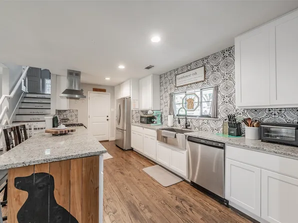 3209 Crites St, Richland Hills, TX 76118