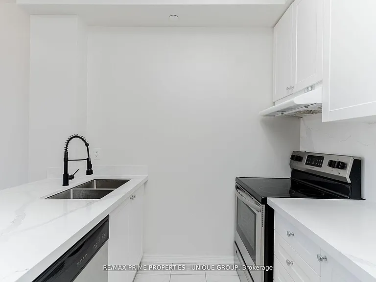 80 Aspen Springs Dr #315 — Photo 8