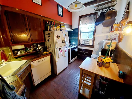 Rented by Brooklyn Property Group LLC | media 45