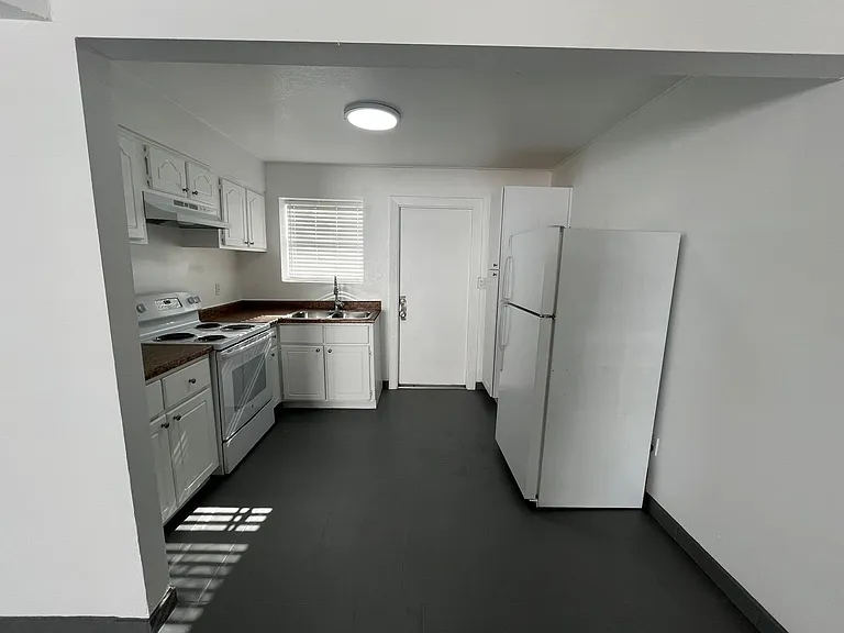 1020 N 11th St — Photo 3