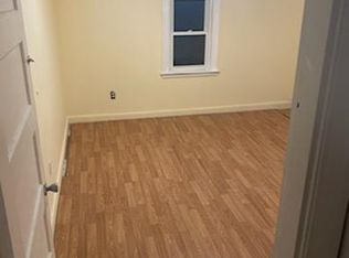 28 Swan Ave #2, Worcester, MA 01602