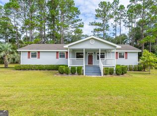 603 Cumberland Rd, Hortense, GA 31543