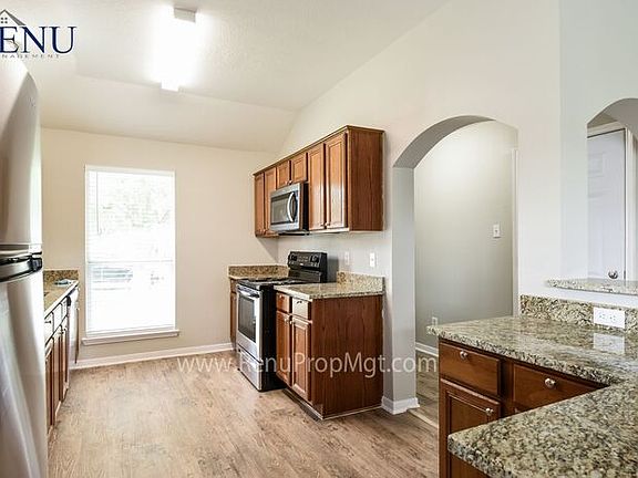 5th image of 4722 Chisholm Hollow Ct