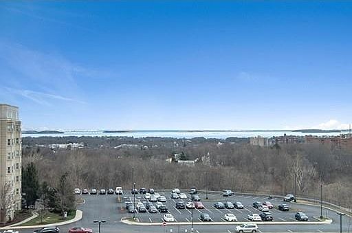 5th image of 1 Cityview Ln Unit 701