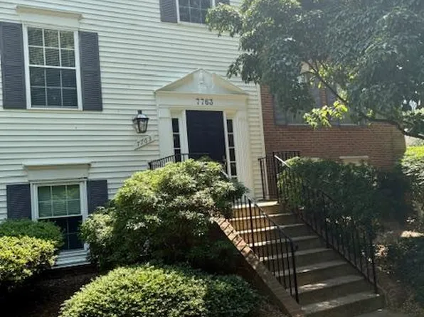 7763 New Providence Dr APT 54, Falls Church, VA 22042