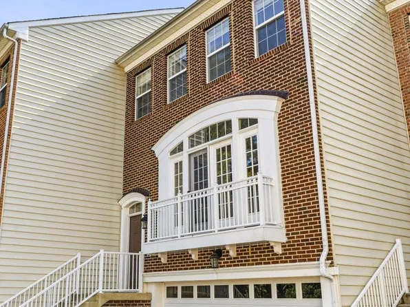 3903 Madison Park Ln, Burtonsville, MD 20866