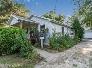 1501 E 17th Ct, Des Moines, IA 50316