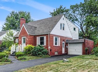 48 Cedar Rd, Cheektowaga, NY 14215