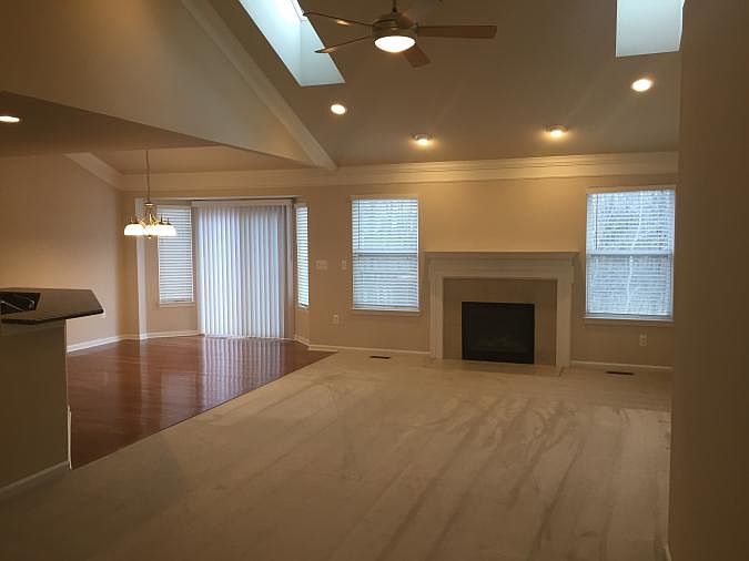 1st image of 30136 Brightwood Dr