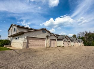 3133 Hidden Pl APT 6, Eau Claire, WI 54701