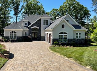 5222 Woodland Bay Dr, Belmont, NC 28012