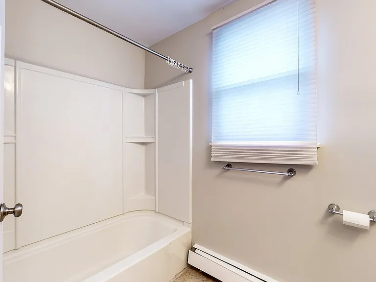 243 Lexington St #2 — Photo 19