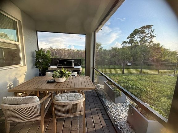 5th image of 11225 Pinot Dr