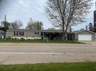 125 N Rhomberg Ave, Harpers Ferry, IA 52146