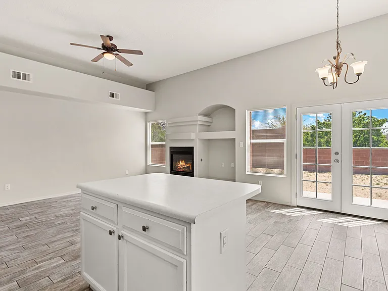 8416 Magenta Rd NW — Photo 5