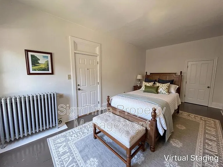 38 E Franklin St #4 — Photo 5
