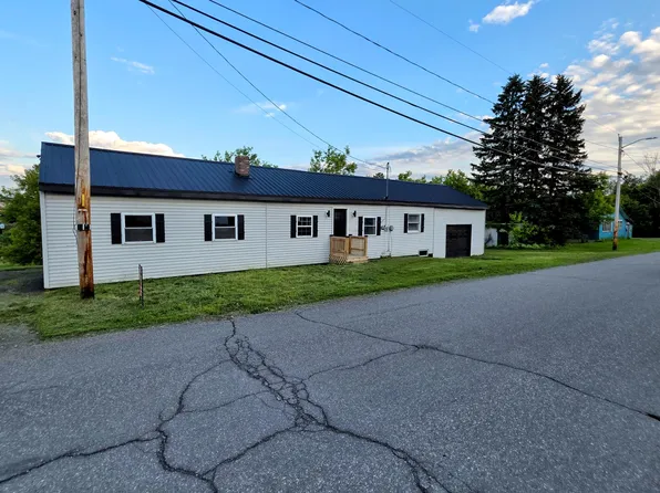 29 Exchange Street, Presque Isle, ME 04769
