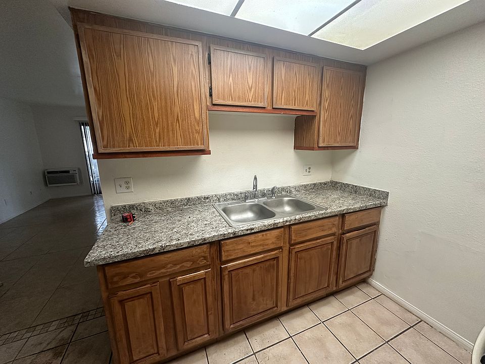 1st image of 1560 S Euclid Ave APT 106