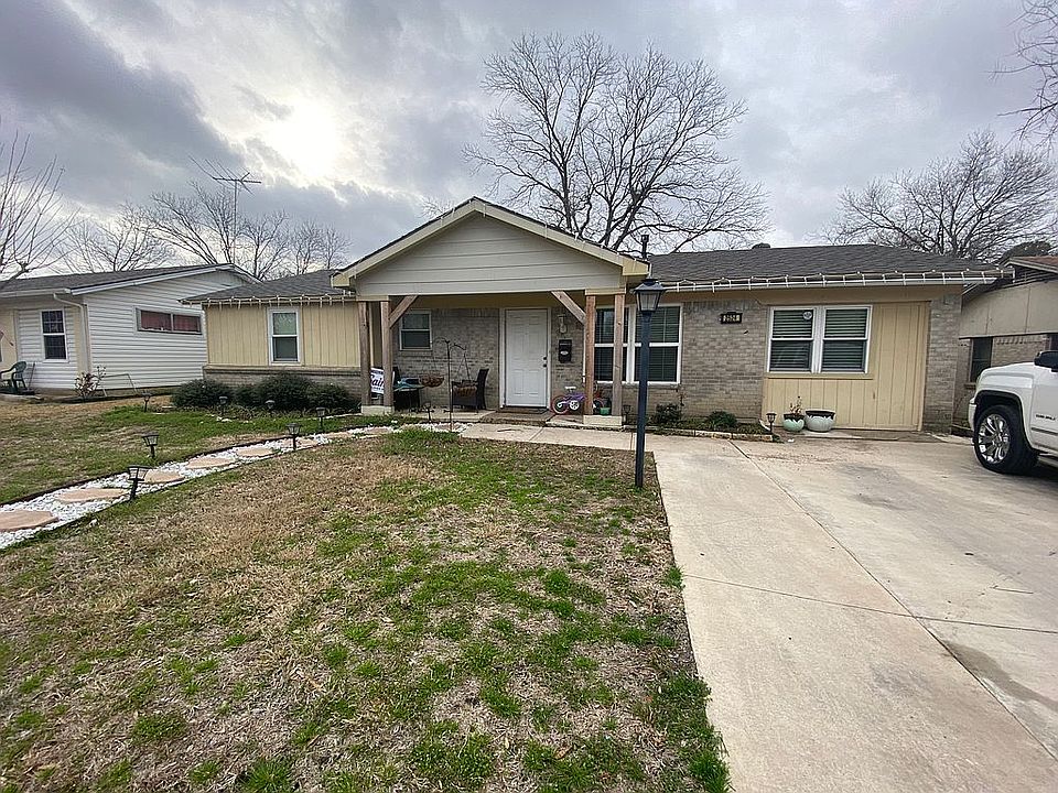 1st image of 2524 Fulton Dr