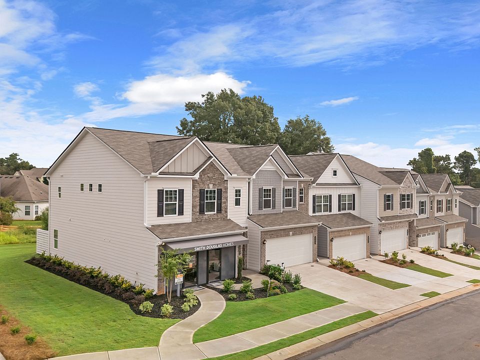 Townhomes Streetscape
