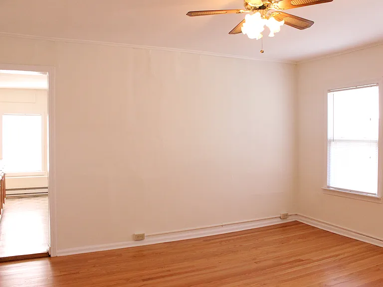 42 William St #2 — Photo 13