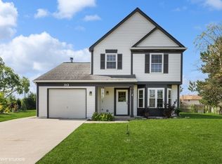 312 Wilton Ln, Mundelein, IL 60060