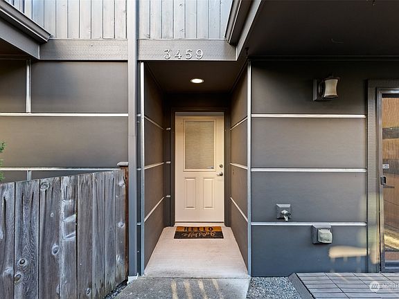 4th image of 3459 21st Avenue W