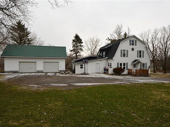 4th image of 200 Saint Lawrence Ave W