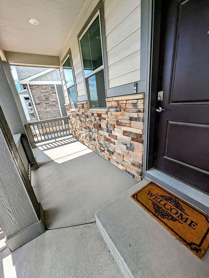 Welcome to your Dream Home in Aurora — Photo 3