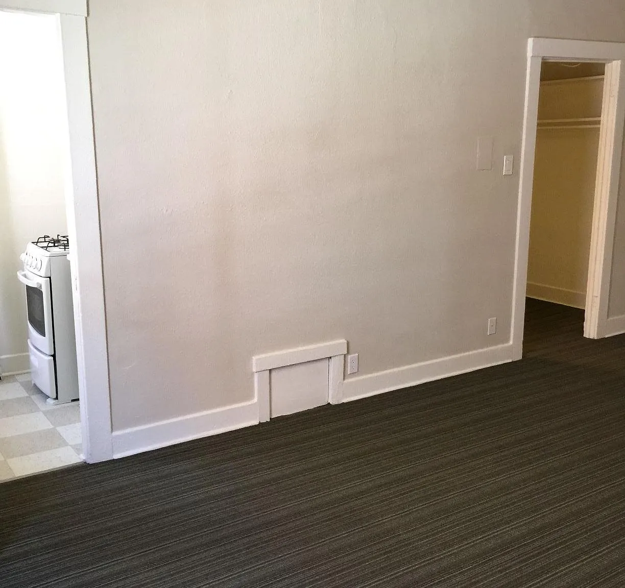 Studio, 321 sqft, $825 — Photo 4
