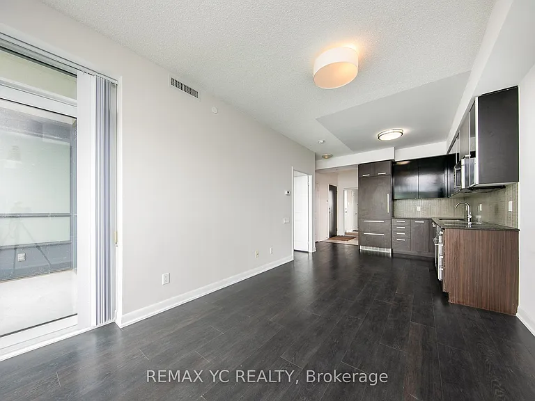 5168 Yonge St #2708 — Photo 8
