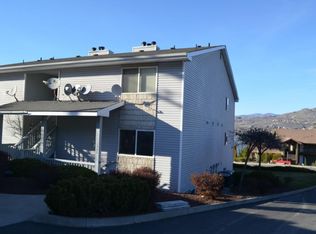 2305 W Woodin Ave #D, Chelan, WA 98816