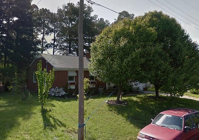 1st image of 2607 Calvin Way