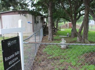 110 Concho Trl, La Grange, TX 78945