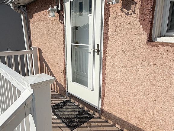 5th image of 238 Highland Ave Floor 2