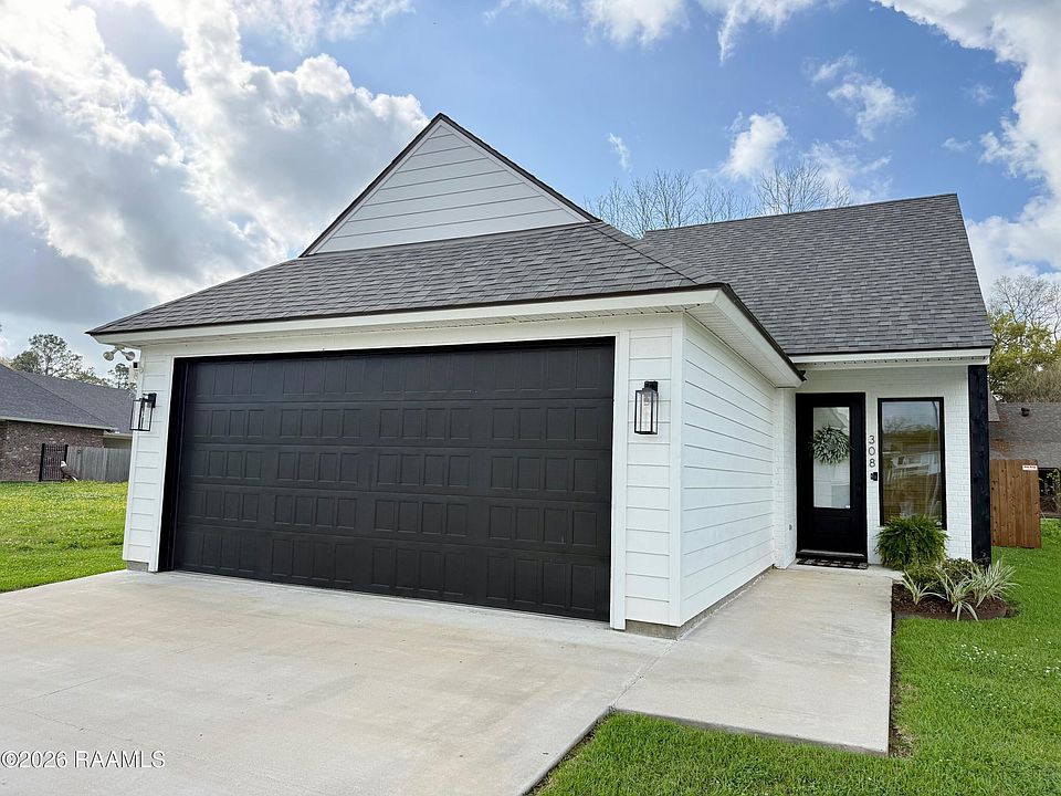 1st image of 308 Berchman Oaks Dr