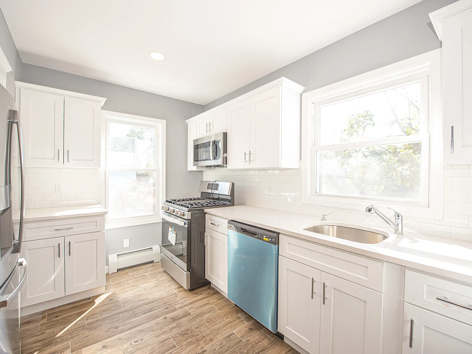 Amity St, Patchogue — Photo 2