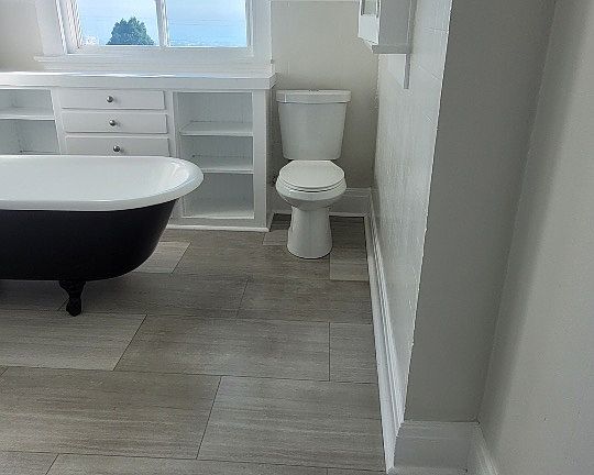 2nd image of 1015 Euclid Ave #3